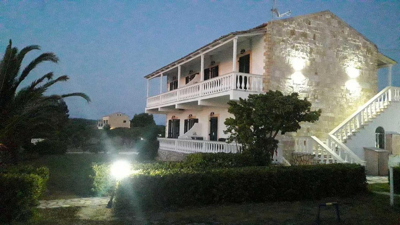 Elli Beach Apartments And Studios Almiros Beach Exterior photo