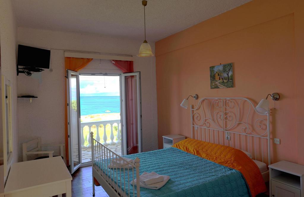 Elli Beach Apartments And Studios Almiros Beach Room photo